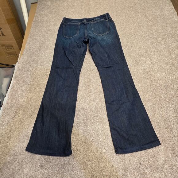 Classic comfortable Bootcut Eddie Bauer Curvy Boot Leg Shape Flattering sz 12L - Picture 1 of 15